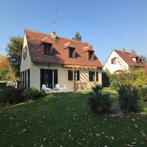 Offres de vente Maison Le Mesnil-Saint-Denis 78320