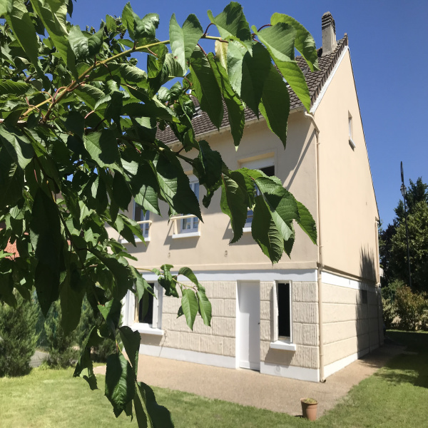 Offres de vente Maison Le Mesnil-Saint-Denis 78320