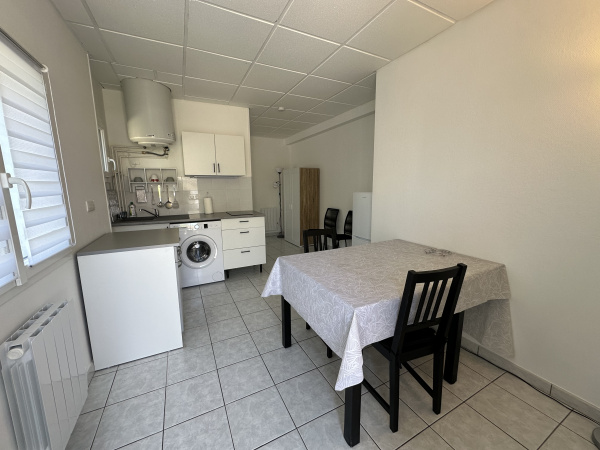 Offres de location Studio Le Mesnil-Saint-Denis 78320