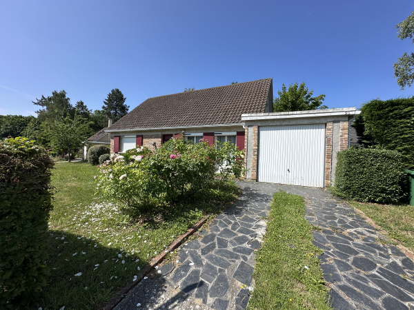 Offres de vente Maison Le Mesnil-Saint-Denis 78320
