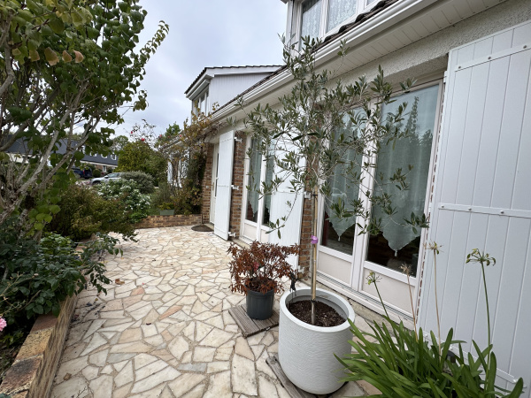 Offres de vente Maison Le Mesnil-Saint-Denis 78320