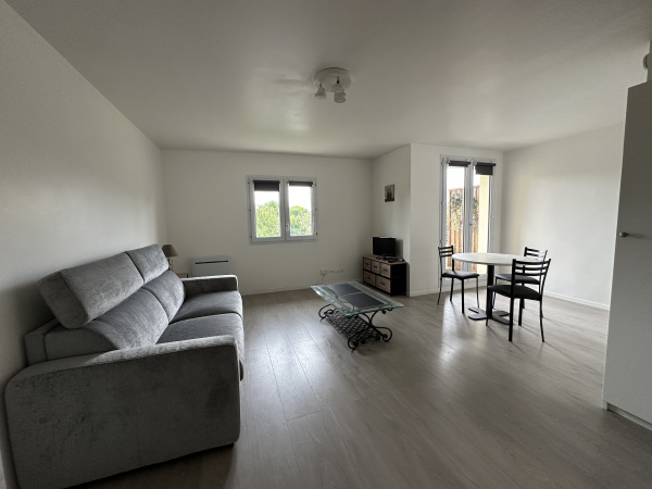 Offres de location Appartement Le Mesnil-Saint-Denis 78320
