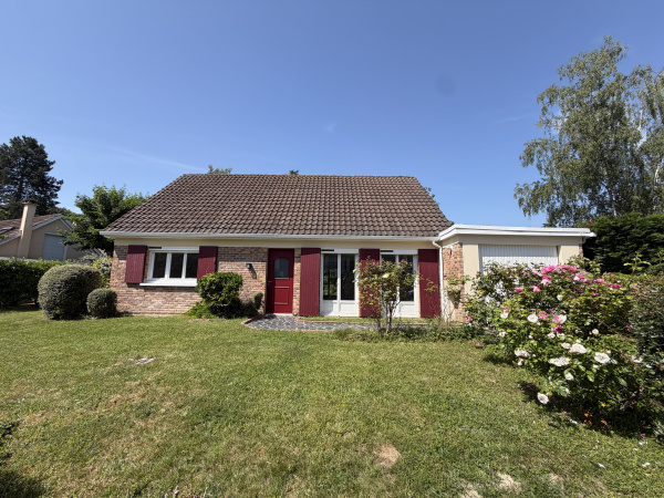 Offres de vente Maison Le Mesnil-Saint-Denis 78320