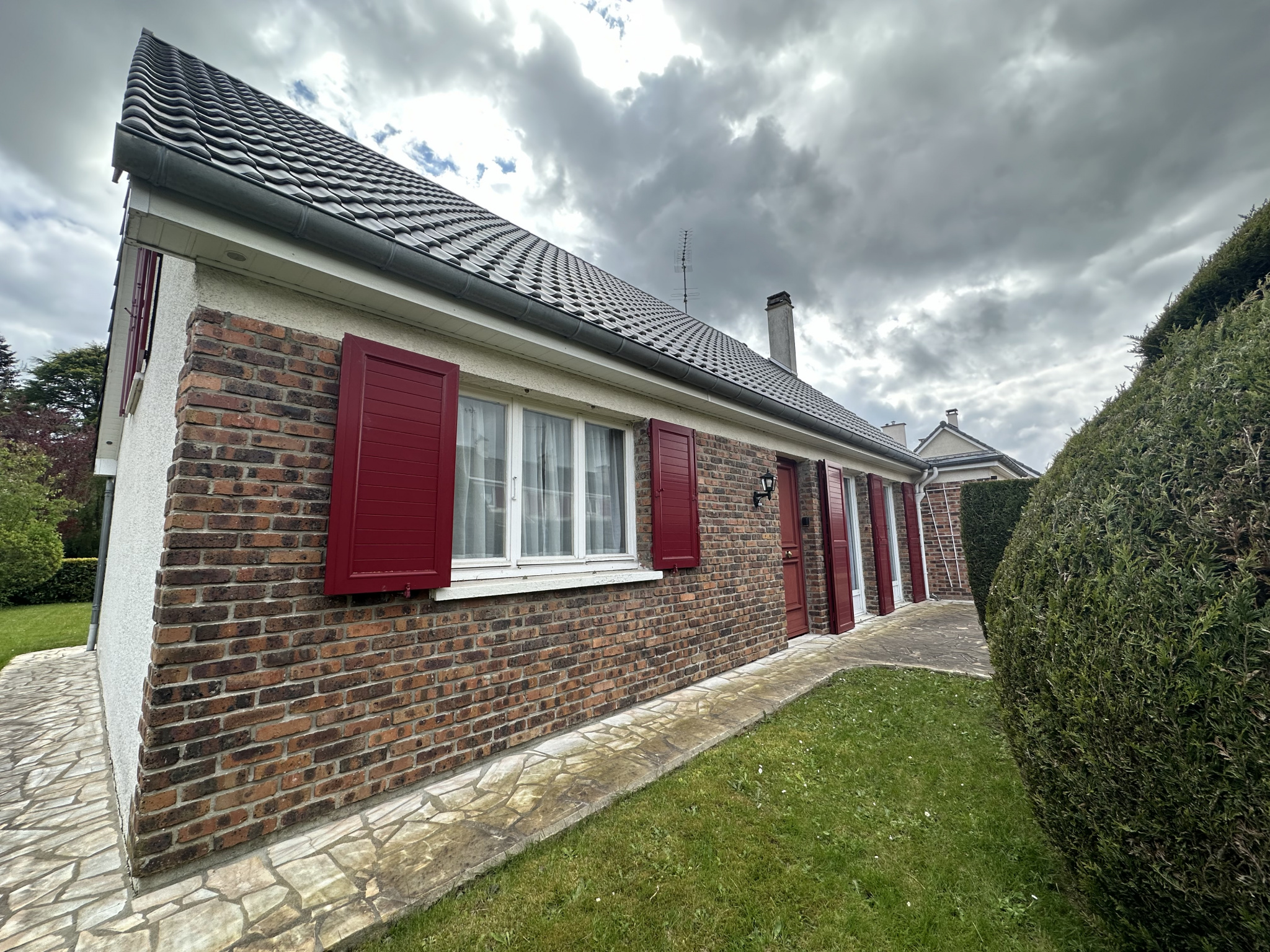 Vente Maison 132m² 6 Pièces à Le Mesnil-Saint-Denis (78320) - Henri Iv Immobilier