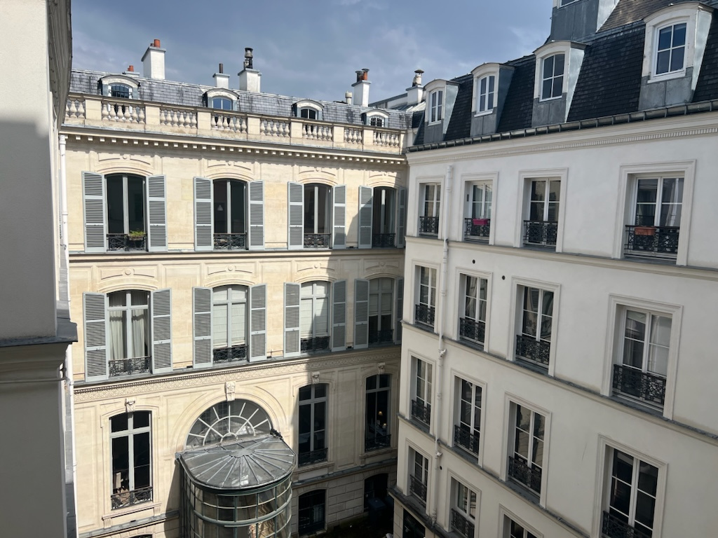 Vente Appartement 136m² 5 Pièces à Paris (75009) - Henri Iv Immobilier